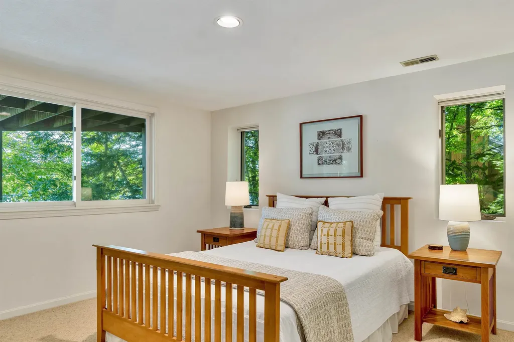 6 Wyanoke Gate Lane Wolfeboro NH 03894