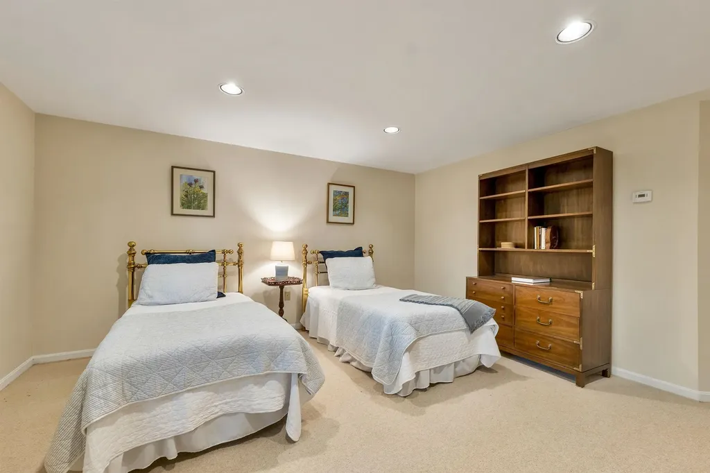 6 Wyanoke Gate Lane Wolfeboro NH 03894