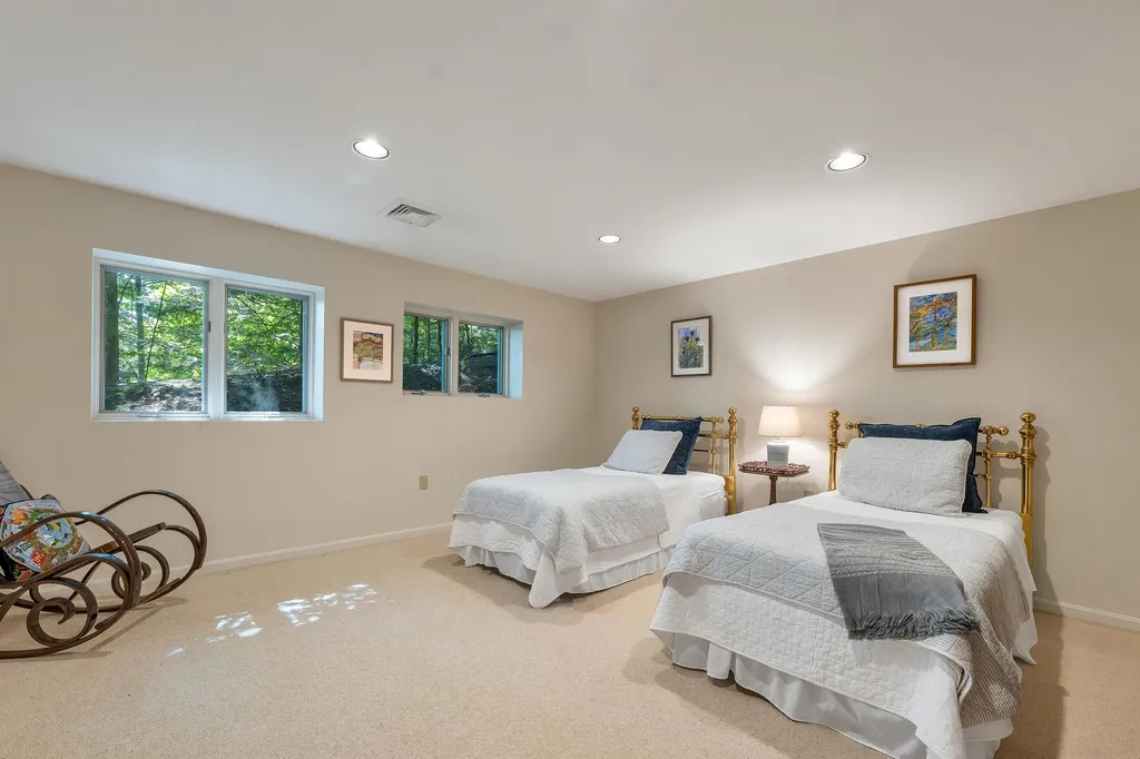 6 Wyanoke Gate Lane Wolfeboro NH 03894