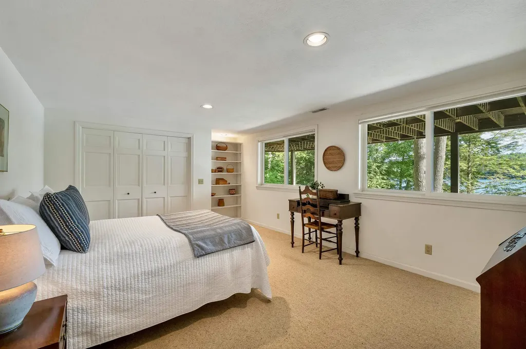 6 Wyanoke Gate Lane Wolfeboro NH 03894