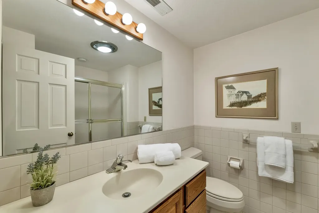 6 Wyanoke Gate Lane Wolfeboro NH 03894
