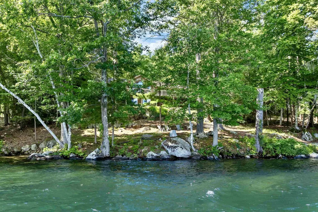 6 Wyanoke Gate Lane Wolfeboro NH 03894