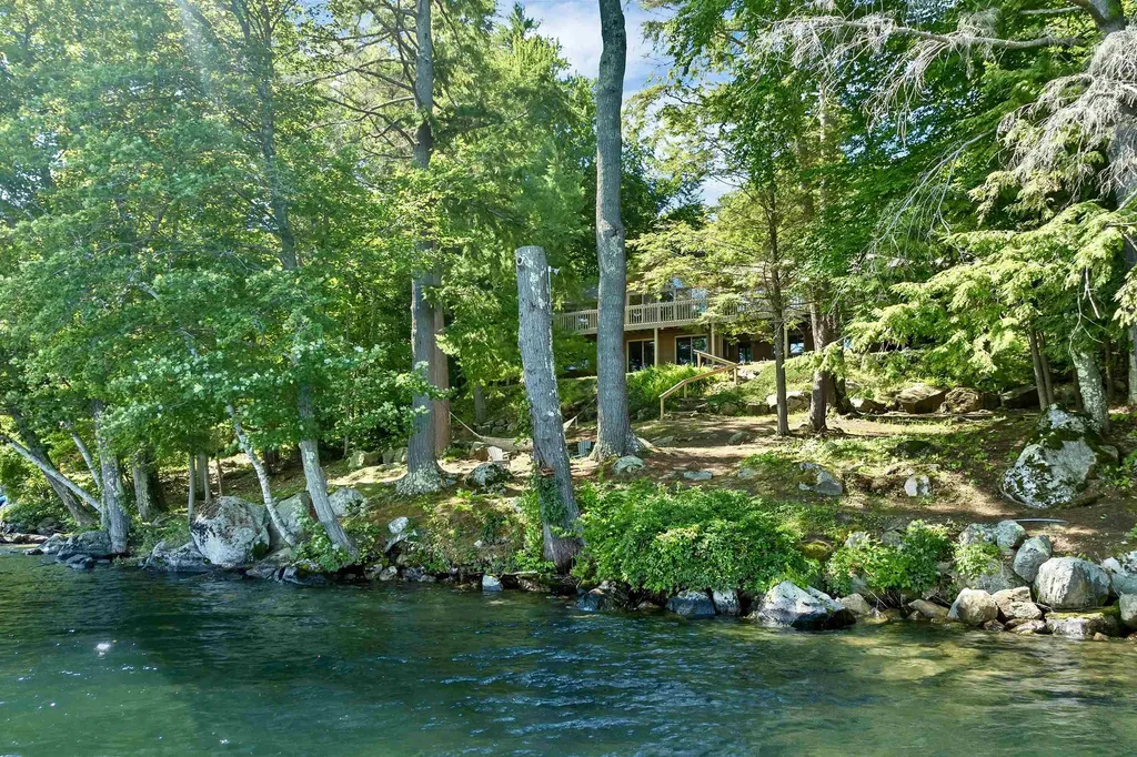 6 Wyanoke Gate Lane Wolfeboro NH 03894