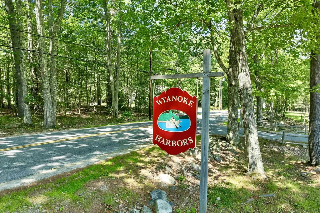 6 Wyanoke Gate Lane Wolfeboro NH 03894