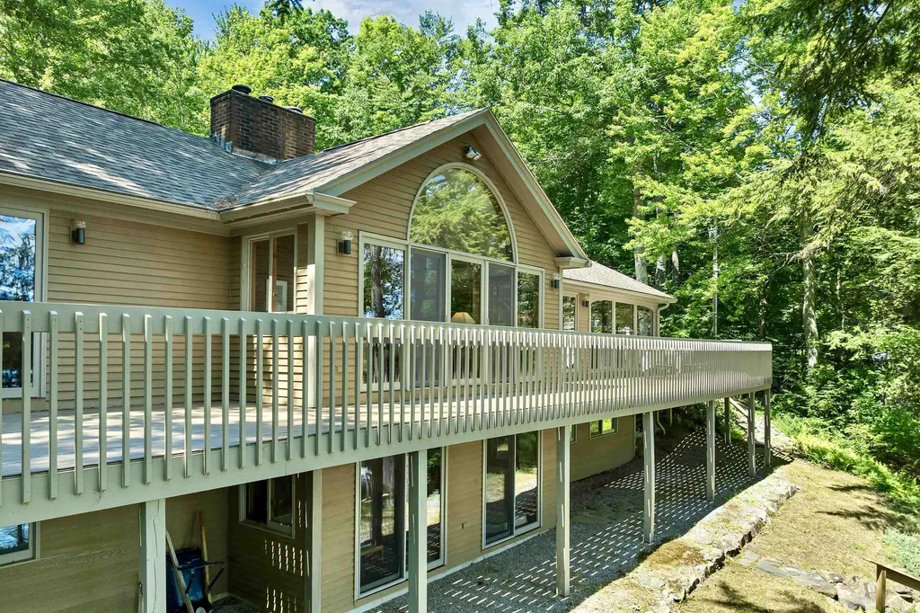 6 Wyanoke Gate Lane Wolfeboro NH 03894