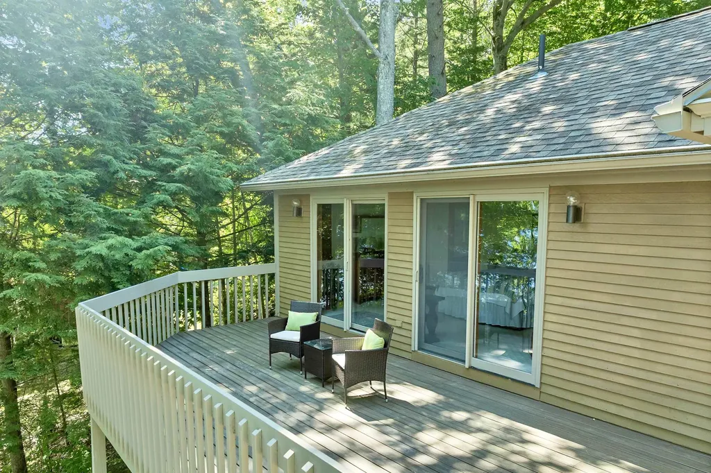 6 Wyanoke Gate Lane Wolfeboro NH 03894