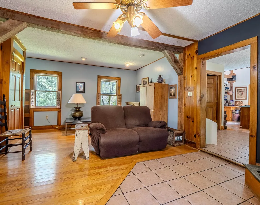 1276 York Street Extension Poultney VT 05764