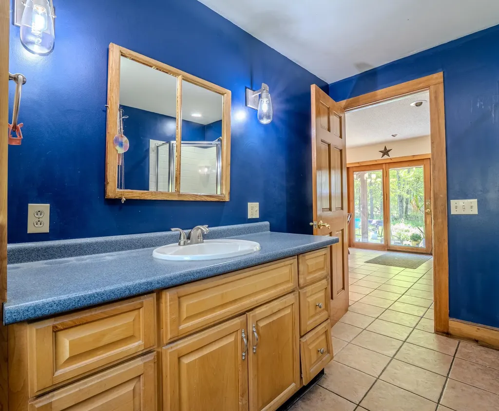1276 York Street Extension Poultney VT 05764
