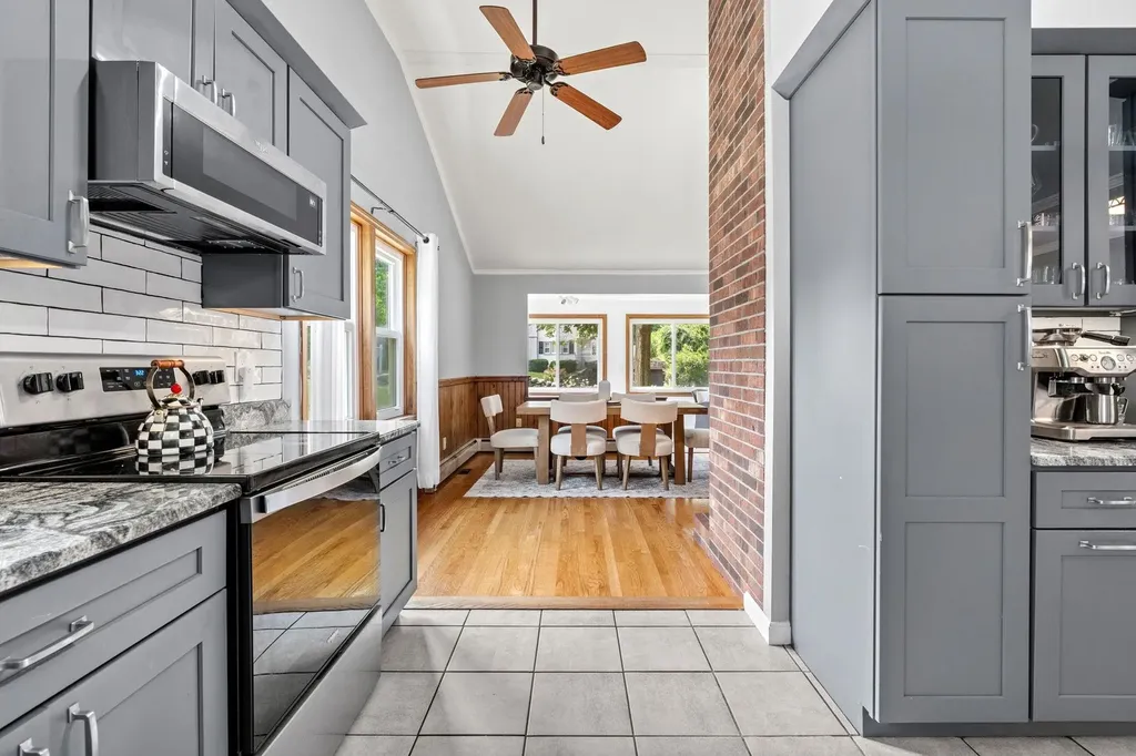 29 Harris Road Windham NH 03087