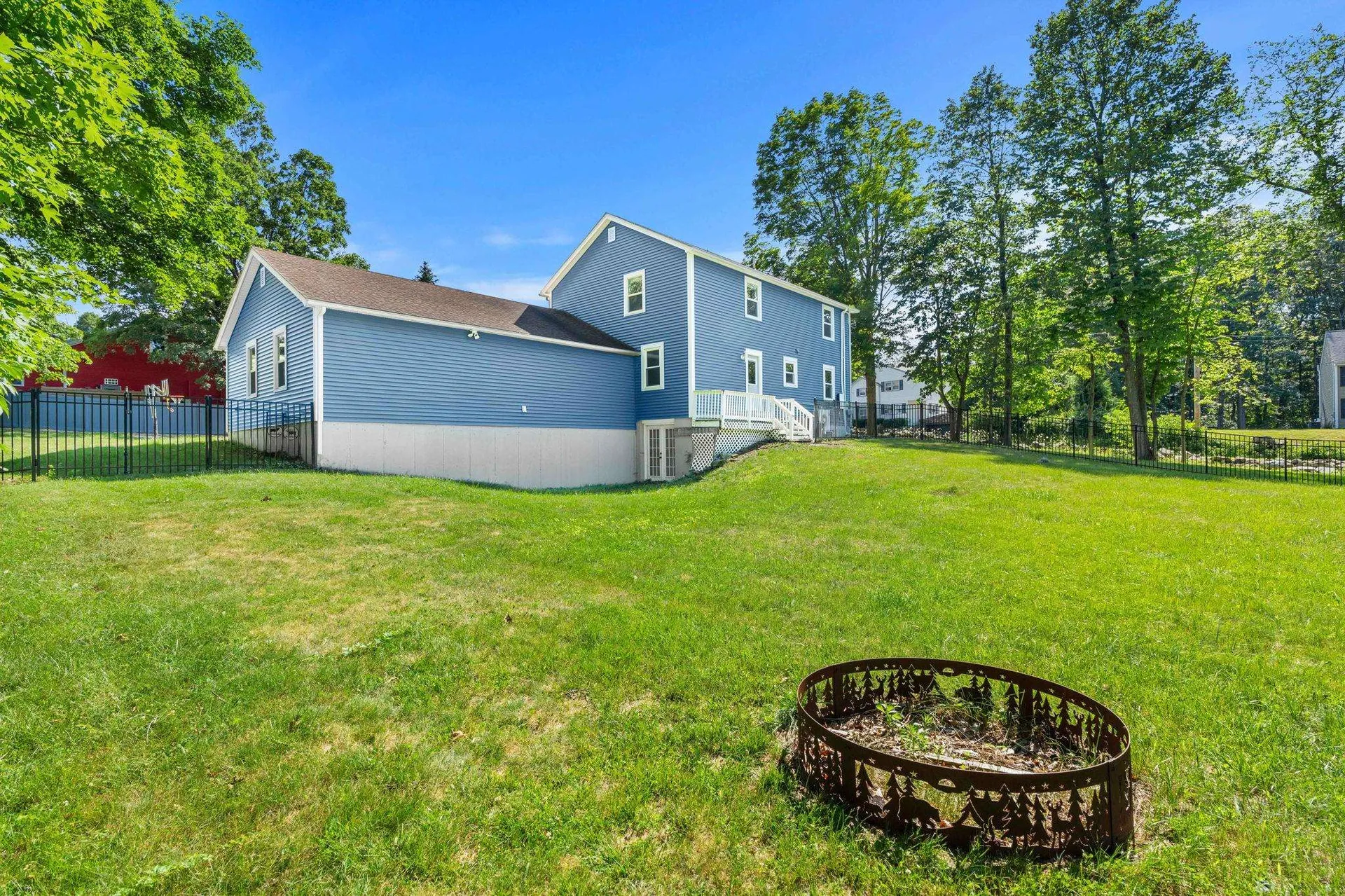 29 Harris Road Windham NH 03087