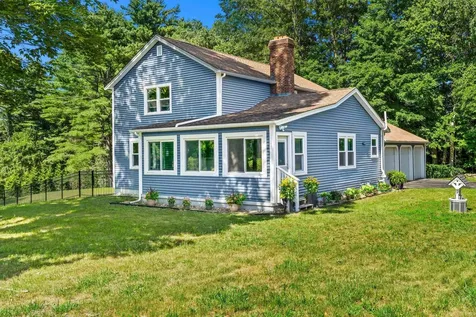 29 Harris Road Windham NH 03087