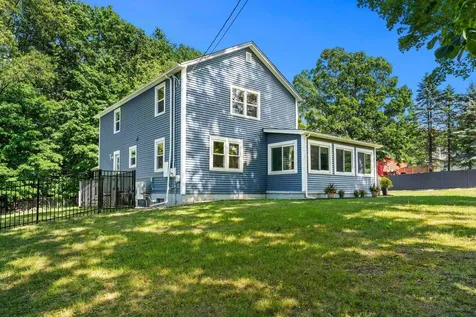 29 Harris Road Windham NH 03087