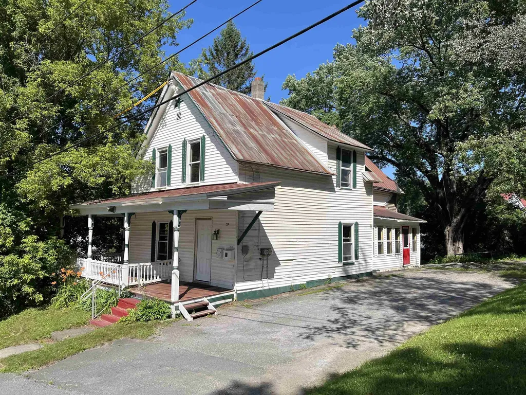 35 Mountain Avenue St. Johnsbury VT 05819