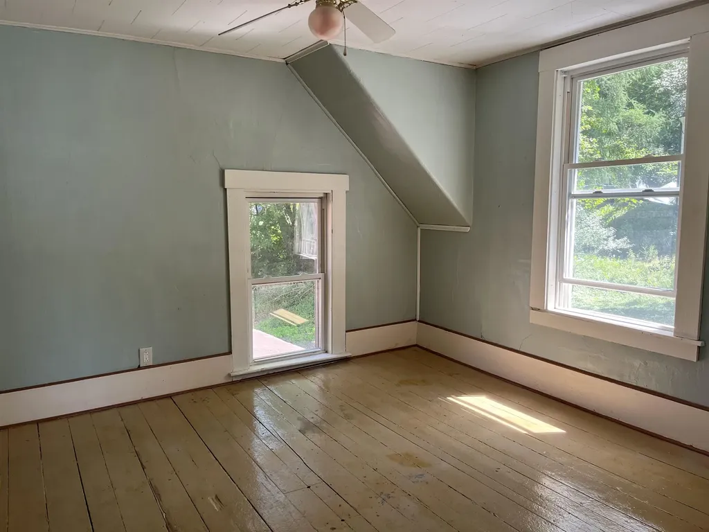35 Mountain Avenue St. Johnsbury VT 05819