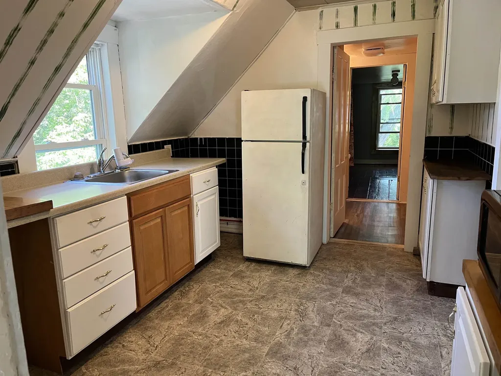35 Mountain Avenue St. Johnsbury VT 05819