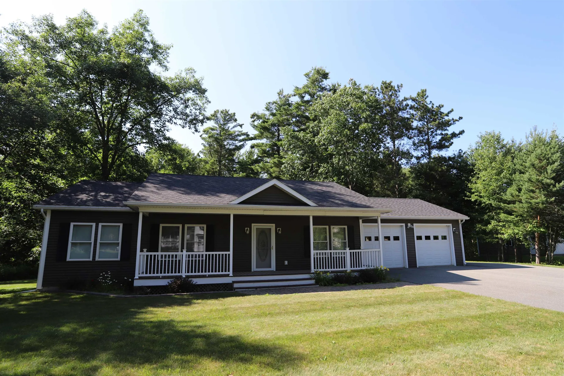 Newport City VT, 43 Cherry Lane