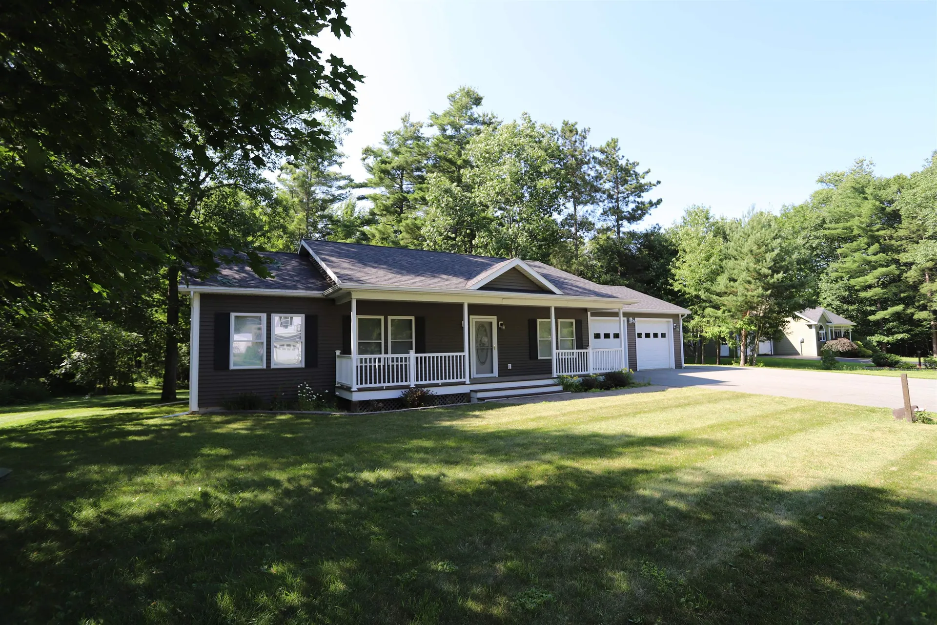 43 Cherry Lane Newport City VT 05855