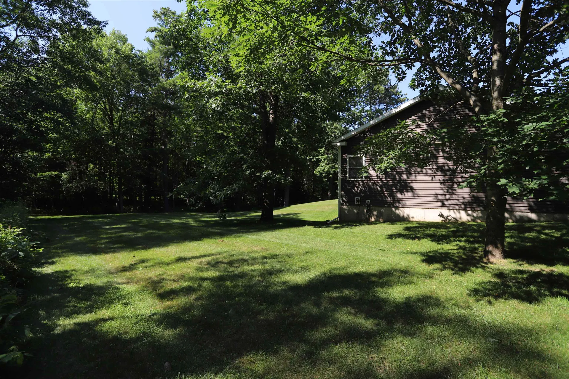 43 Cherry Lane Newport City VT 05855