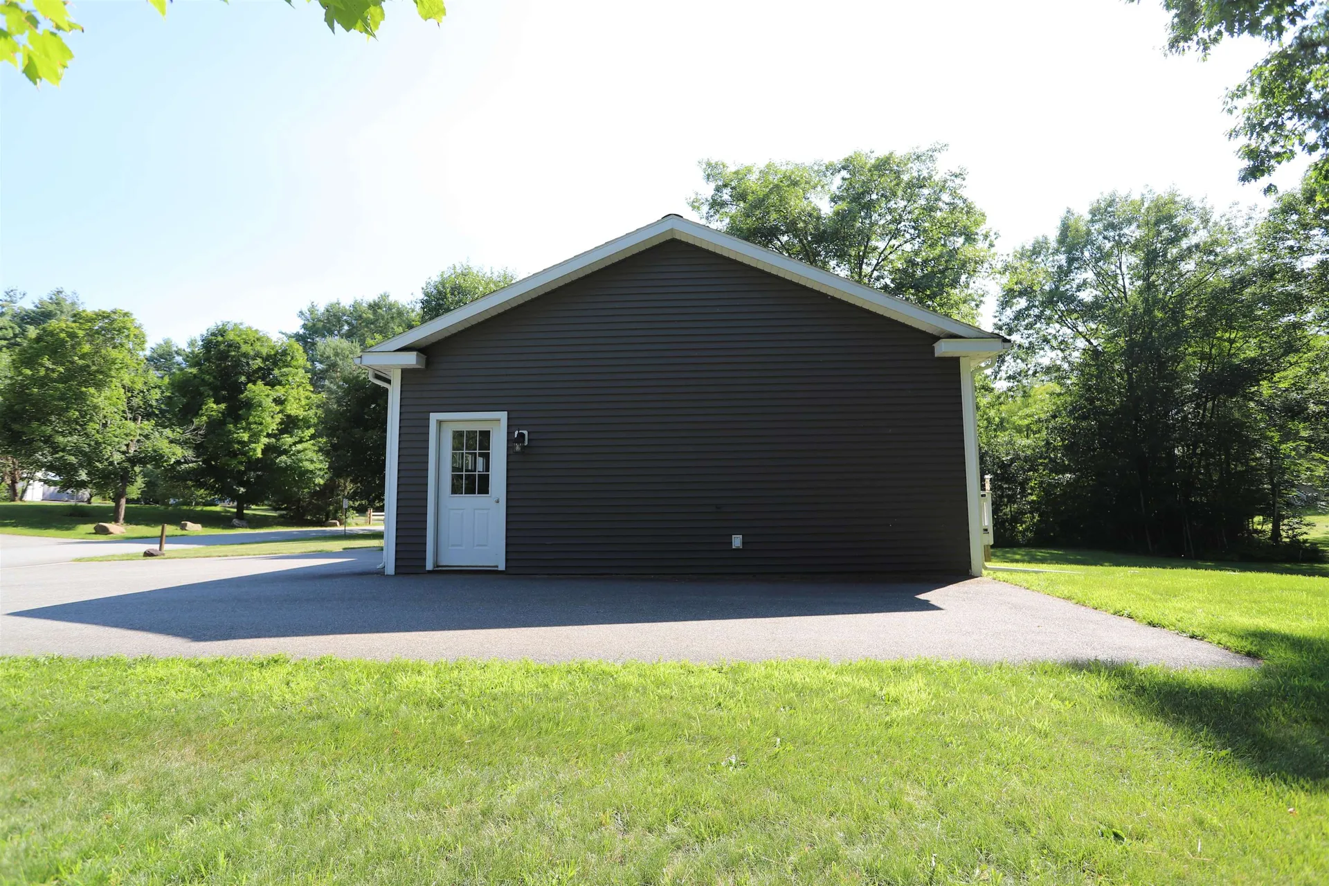 43 Cherry Lane Newport City VT 05855