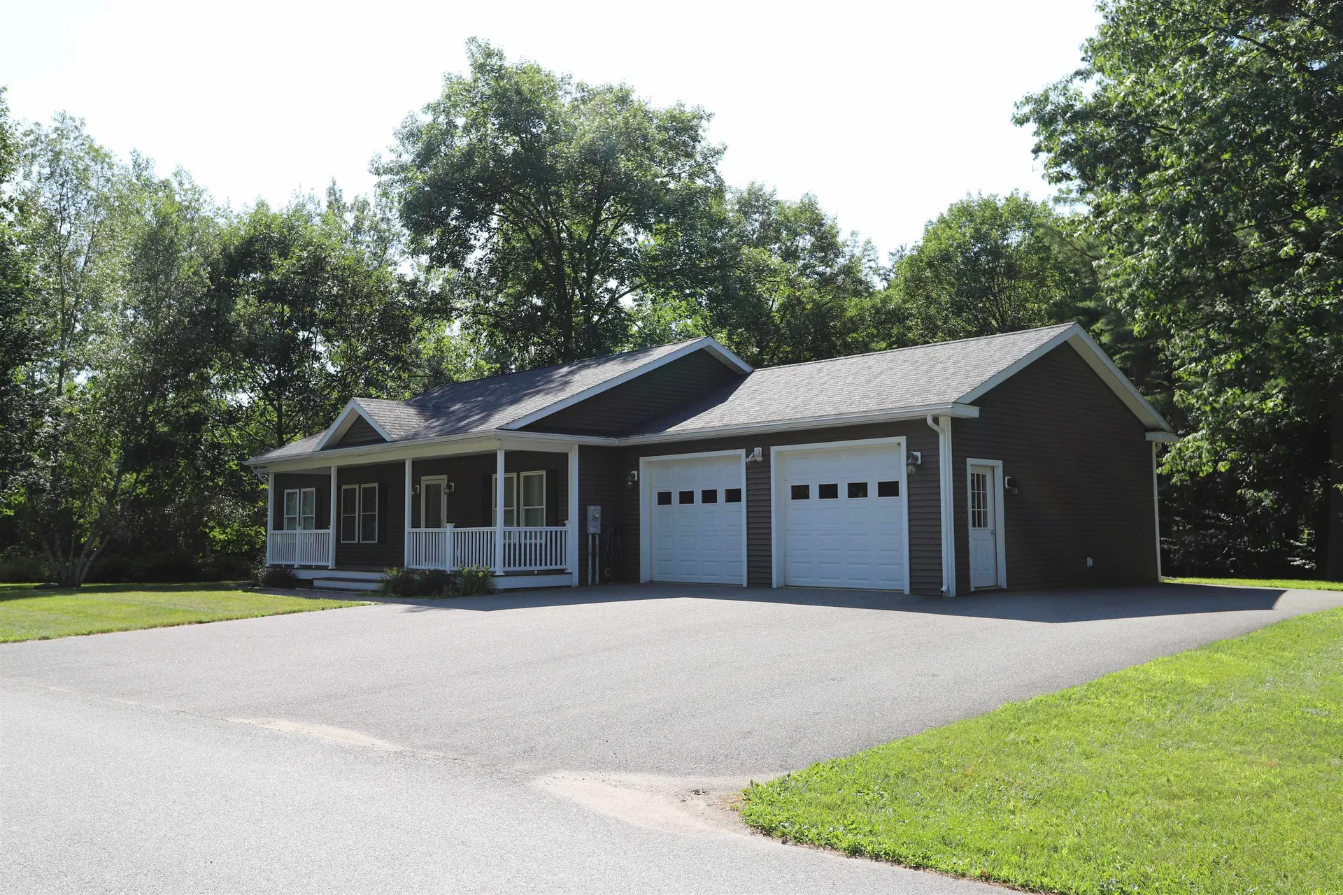 43 Cherry Lane Newport City VT 05855