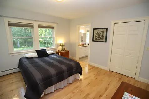 43 Cherry Lane Newport City VT 05855
