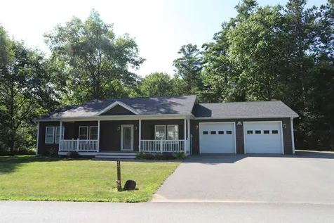 43 Cherry Lane Newport City VT 05855