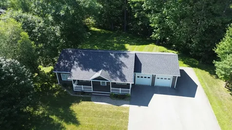 43 Cherry Lane Newport City VT 05855