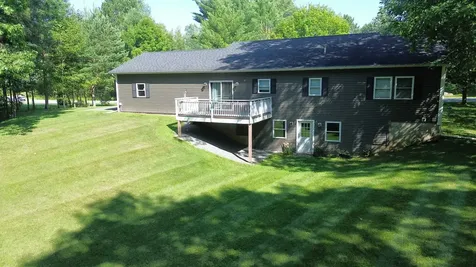 43 Cherry Lane Newport City VT 05855