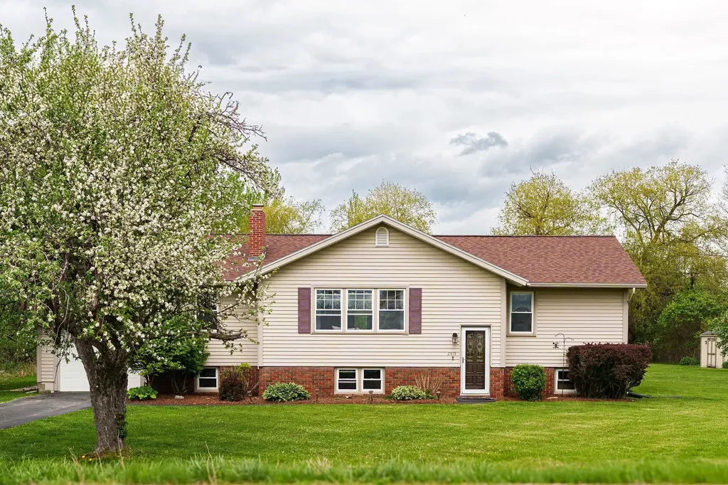 2515 Mountain View Road Williston VT 05495