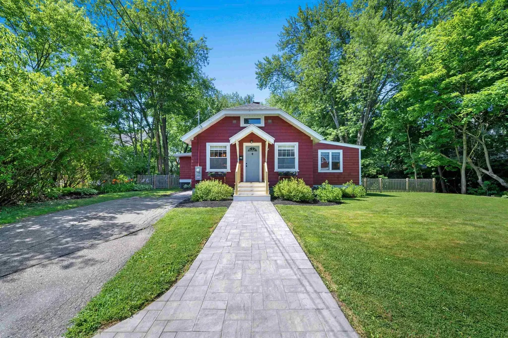 22 1/2 Baker Street Dover NH 03820