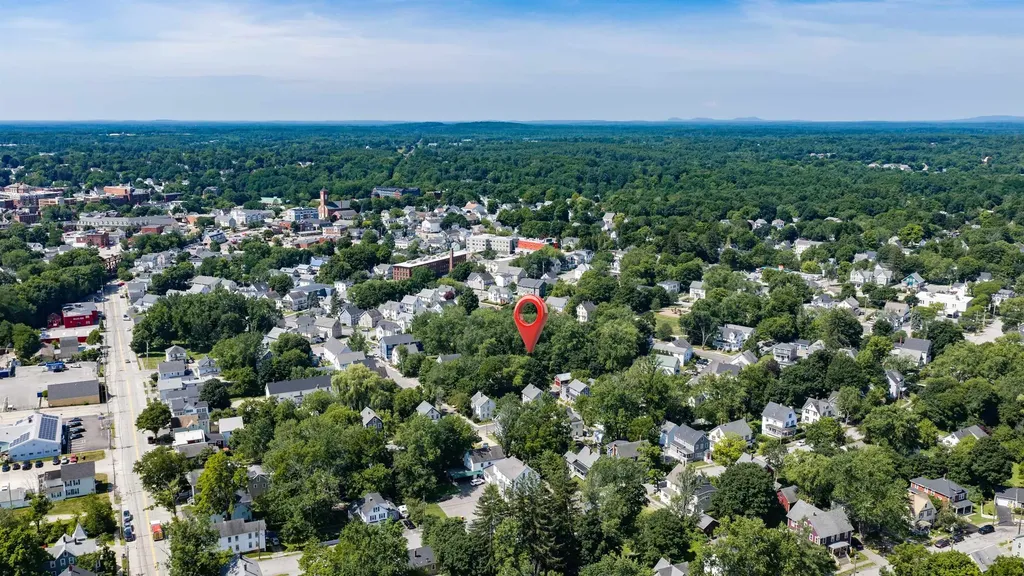 22 1/2 Baker Street Dover NH 03820