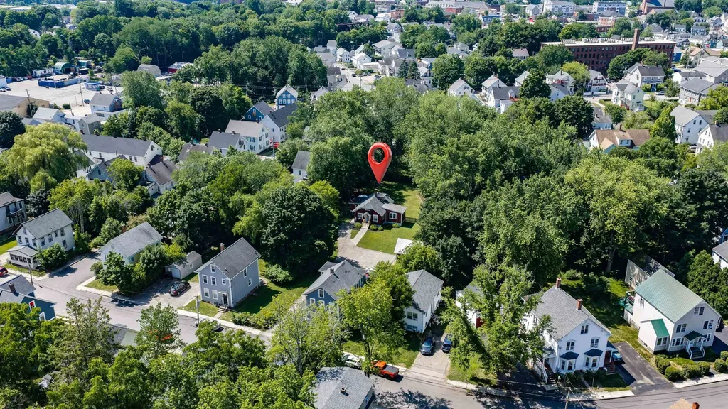 22 1/2 Baker Street Dover NH 03820