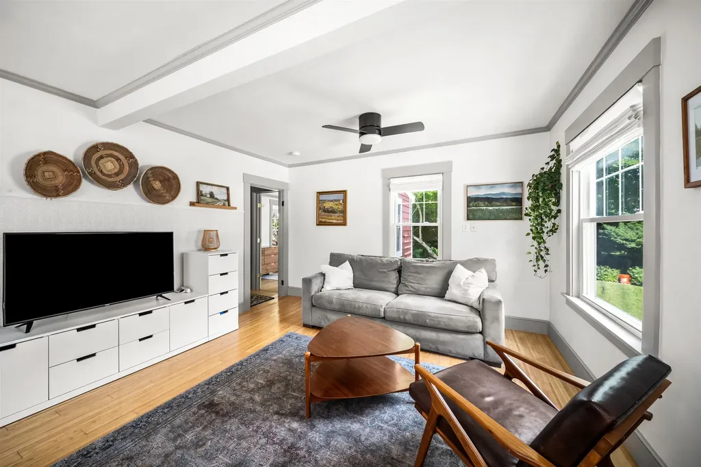 22 1/2 Baker Street Dover NH 03820
