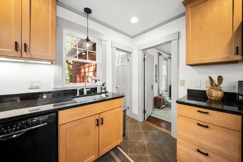 22 1/2 Baker Street Dover NH 03820