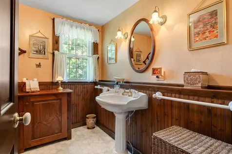 2408 West Street Brookfield VT 05036