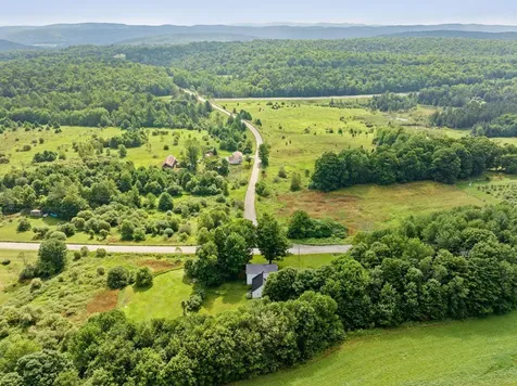 2408 West Street Brookfield VT 05036