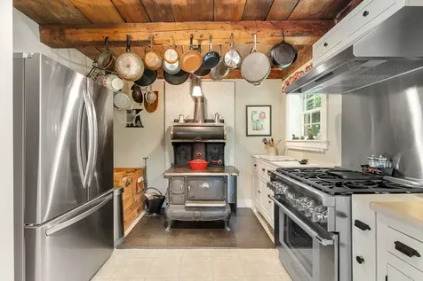 2408 West Street Brookfield VT 05036