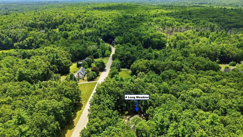 4 Longmeadow Road Windham NH 03087