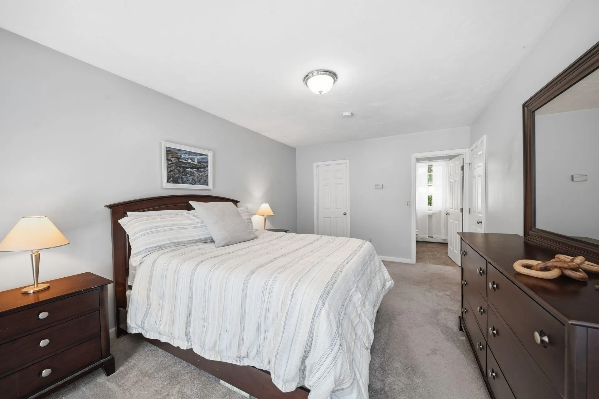 4 Longmeadow Road Windham NH 03087