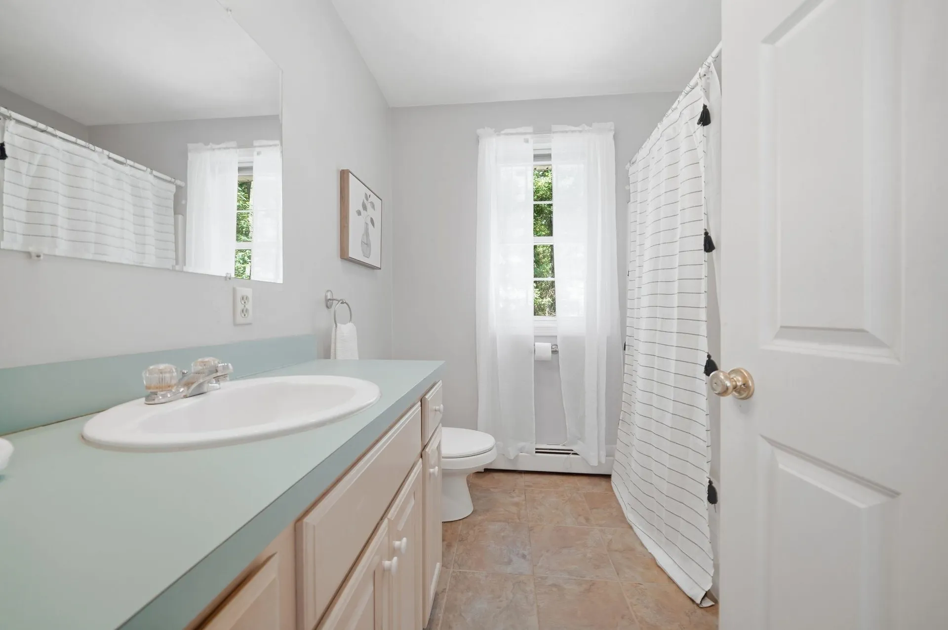 4 Longmeadow Road Windham NH 03087