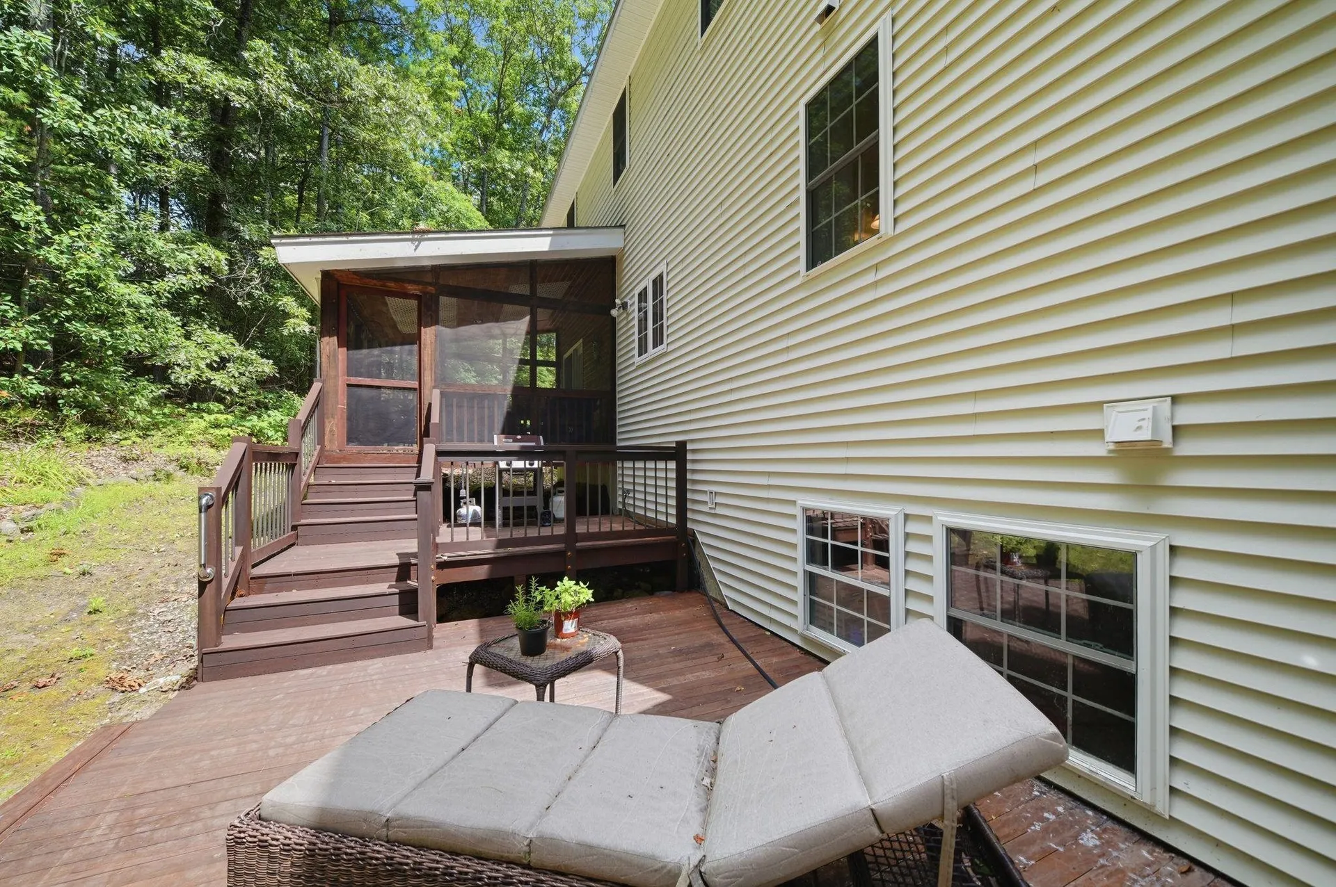 4 Longmeadow Road Windham NH 03087