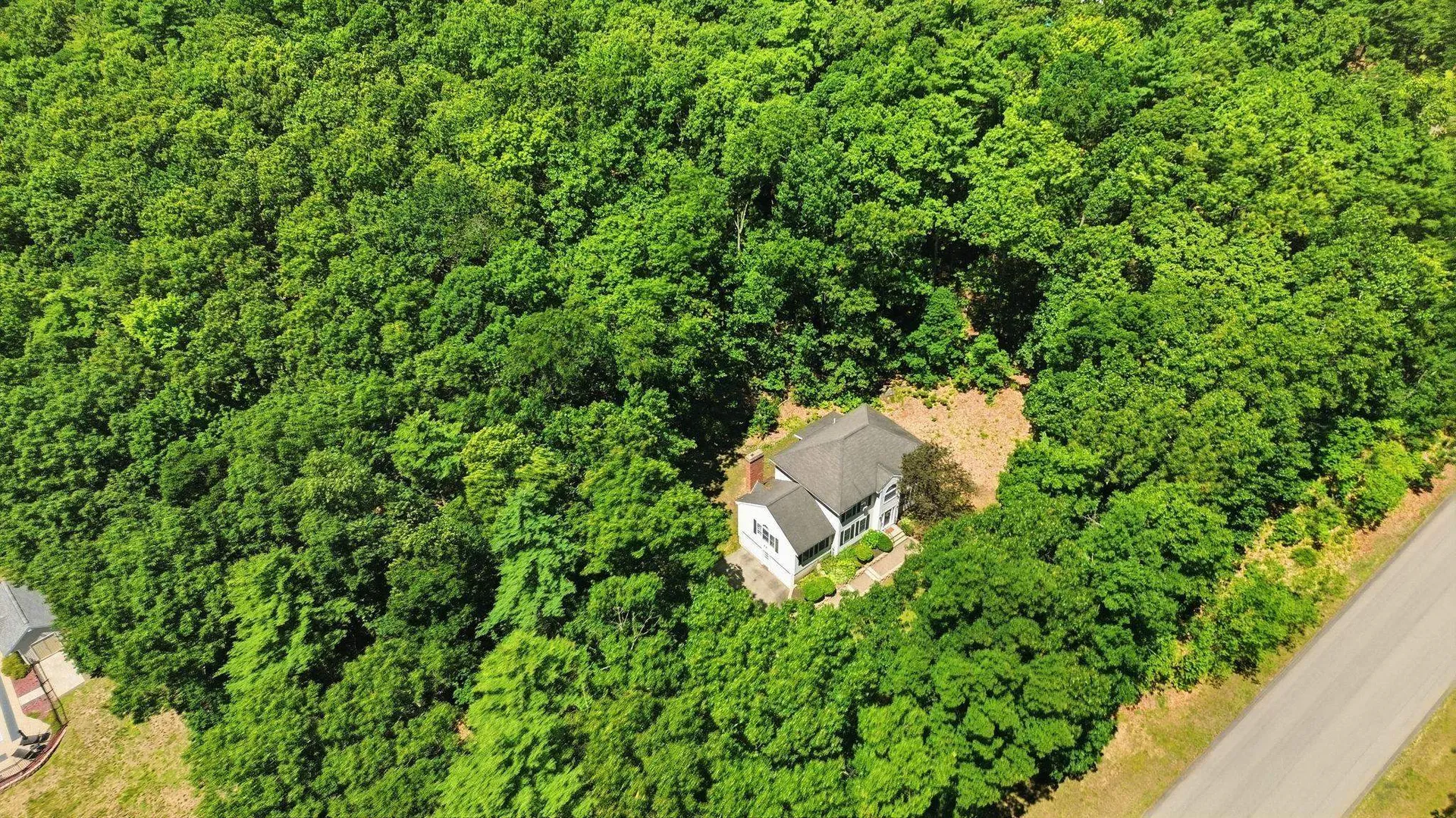 4 Longmeadow Road Windham NH 03087