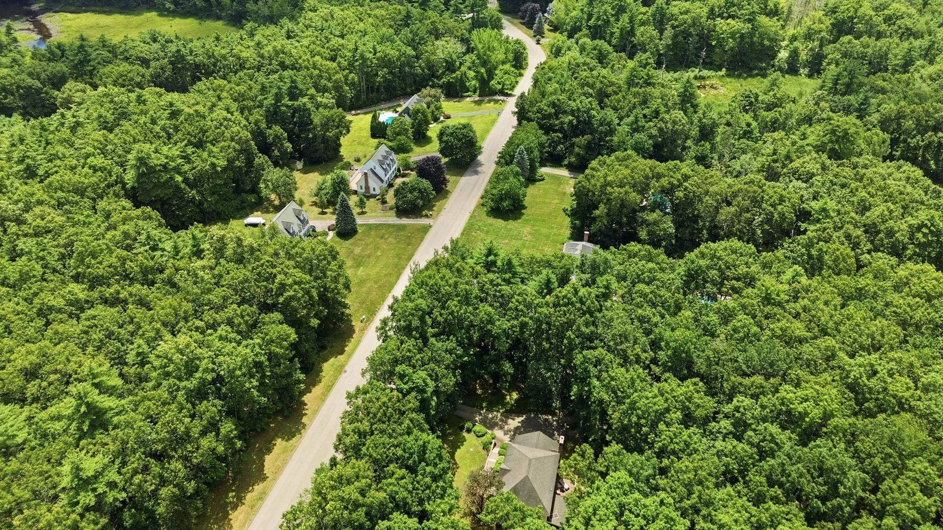 4 Longmeadow Road Windham NH 03087