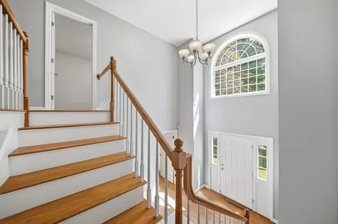 4 Longmeadow Road Windham NH 03087