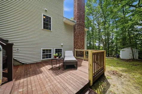 4 Longmeadow Road Windham NH 03087