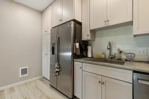 37 Landing Road Enfield NH 03748