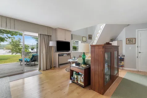 37 Landing Road Enfield NH 03748