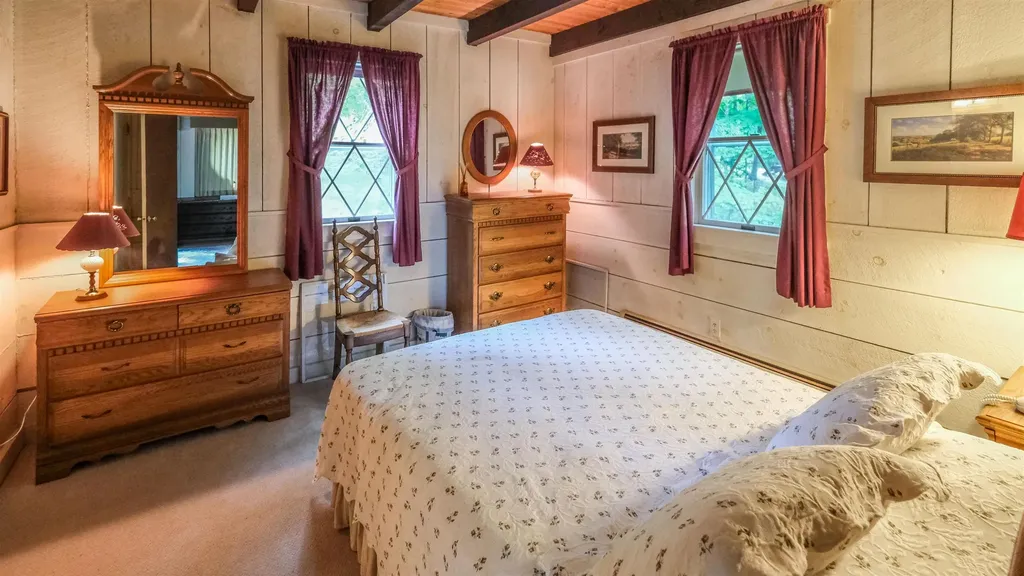 240 Ghia Farm Road Ludlow VT 05149
