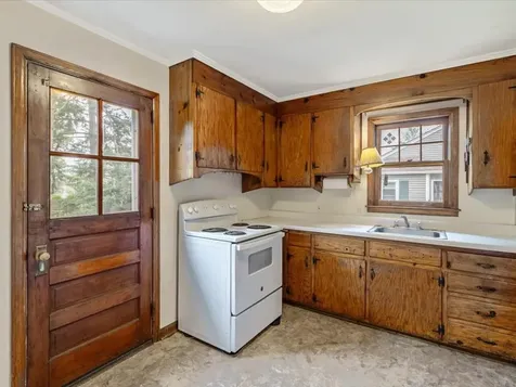 108 Iroquois Avenue Essex Junction VT 05452