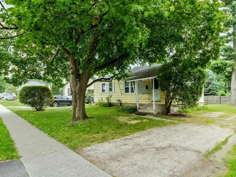108 Iroquois Avenue Essex Junction VT 05452